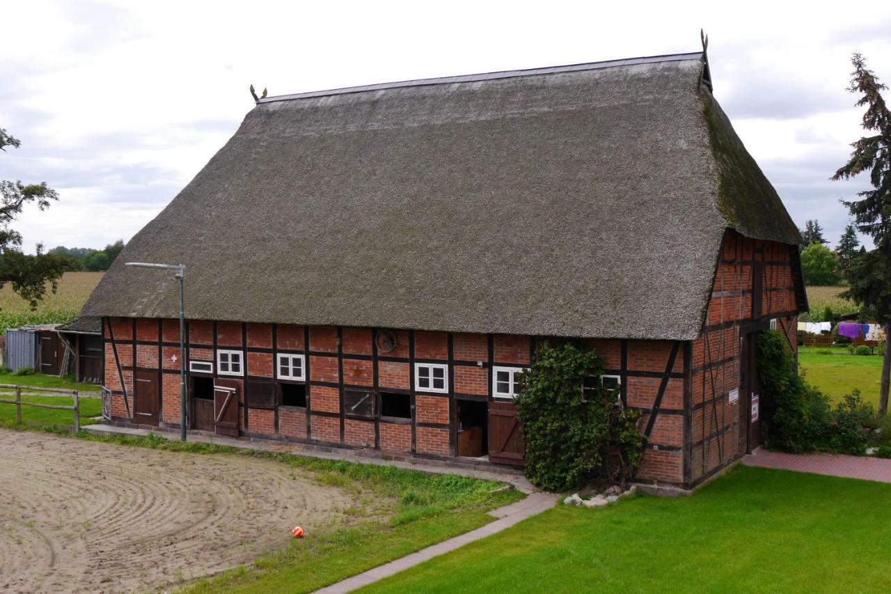 Landhaus - Hof Pakirnis Блекеде Екстериор снимка